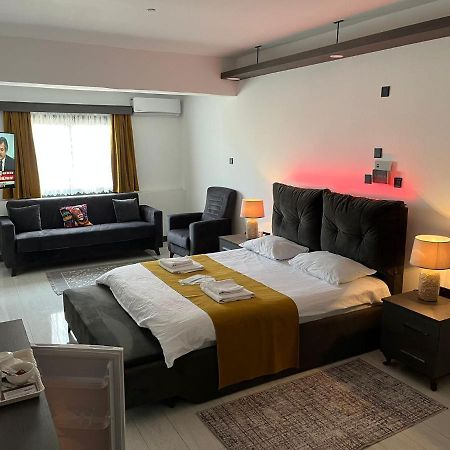 Aparthotel Tiana Boutique Famagusta  Zewnętrze zdjęcie